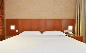 Cardogan Hotel
